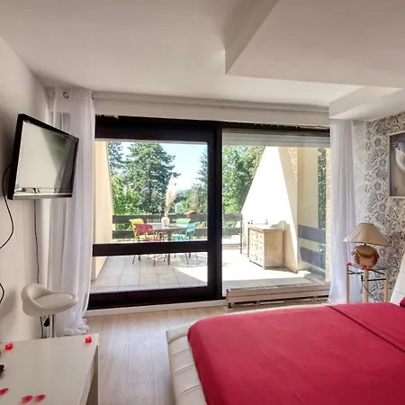 Appartamento Loveroom Romantique Avec Terrasse Et Sauna